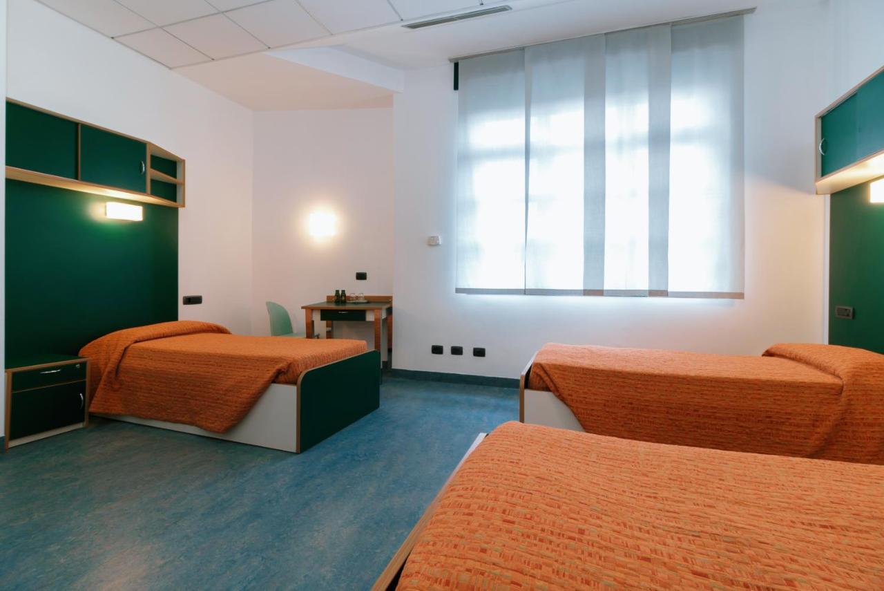 Open011 Hostel Turijn Buitenkant foto