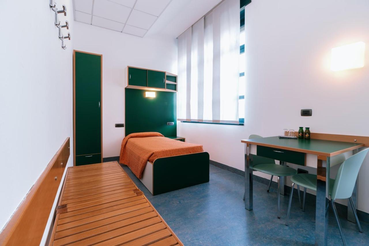 Open011 Hostel Turijn Buitenkant foto